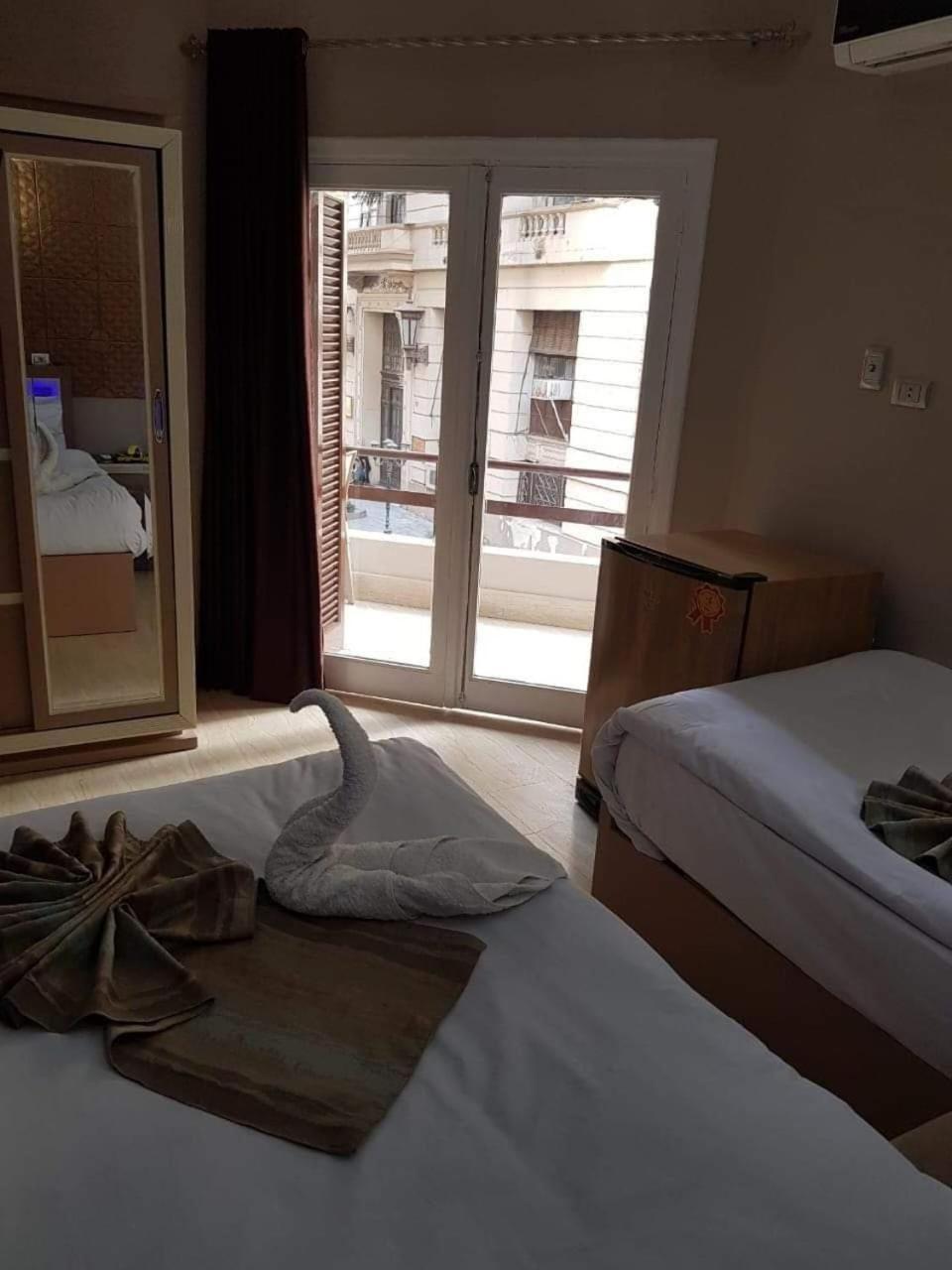 Cairo Hotel Esterno foto