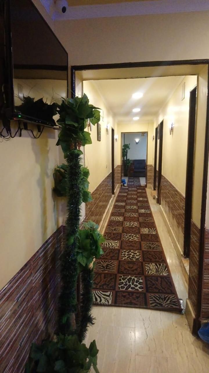 Cairo Hotel Esterno foto